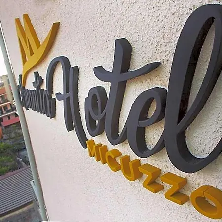 Hotel A'mantia 2*